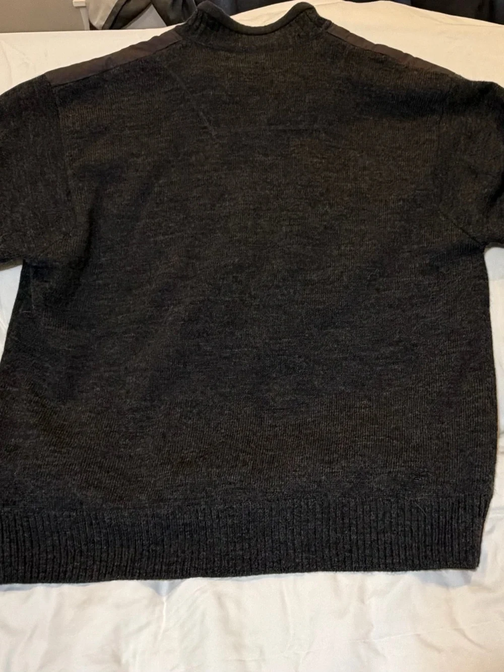Beretta Men’s 2XL 100% Wool Full-Zip Sweater – Gray with Canvas Shoulder Panels